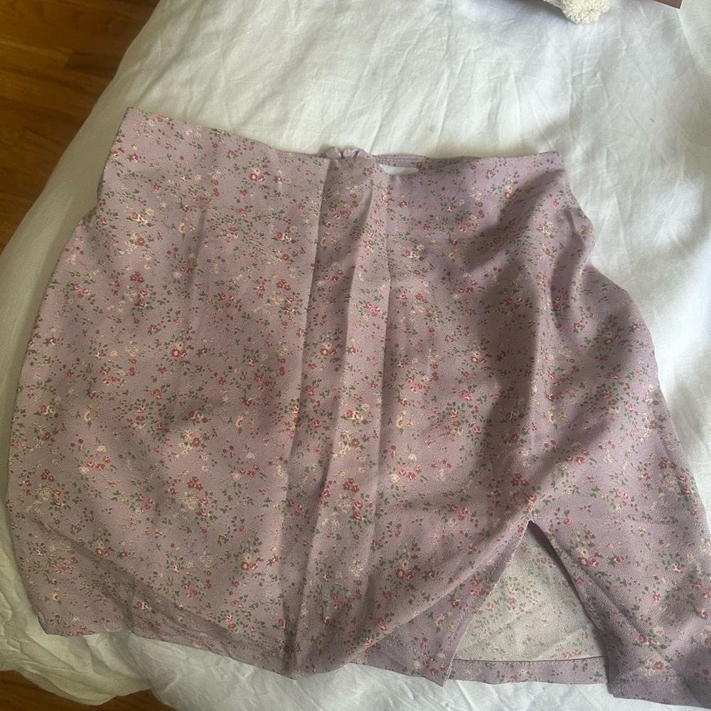 Purple floral mini skirt
